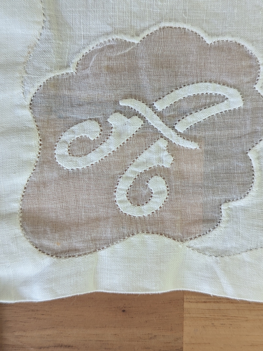 Madeira Monogram A White Linen Handkerchiefs - Pair of 2 Vintage - Picture 3 of 8